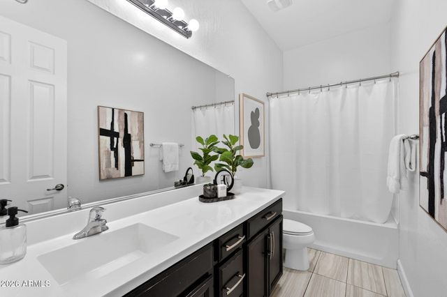 286 E DOGWOOD Drive, Chandler, AZ 85286