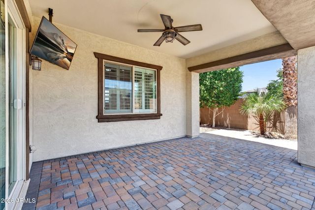 286 E DOGWOOD Drive, Chandler, AZ 85286
