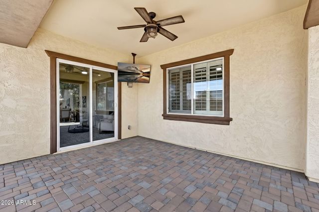 286 E DOGWOOD Drive, Chandler, AZ 85286