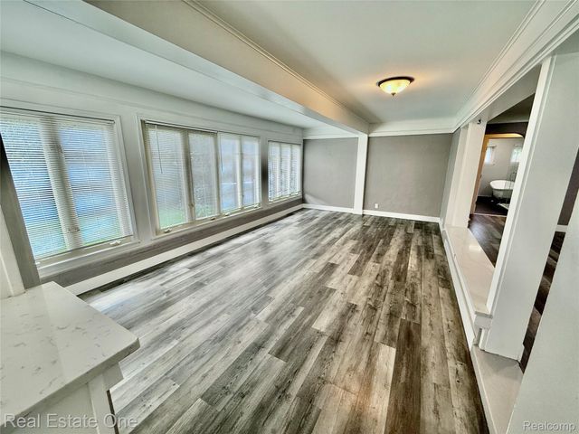 41901 WOODBROOK Drive, Canton Charter Township, MI 48188