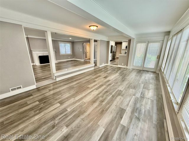 41901 WOODBROOK Drive, Canton Charter Township, MI 48188
