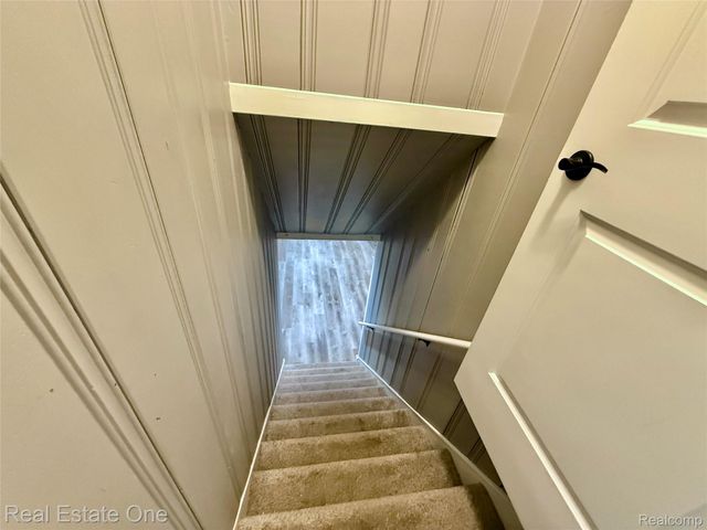 41901 WOODBROOK Drive, Canton Charter Township, MI 48188