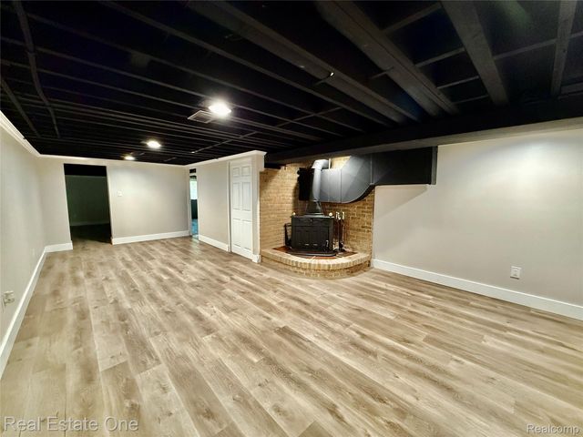 41901 WOODBROOK Drive, Canton Charter Township, MI 48188