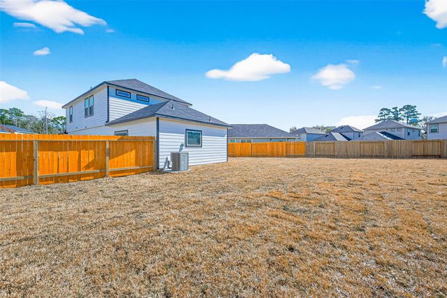 522 Emerald Thicket Lane, Huffman, TX 77336