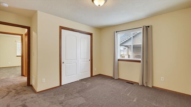 116 N Helstrom Dr, Deer Park, WA 99006