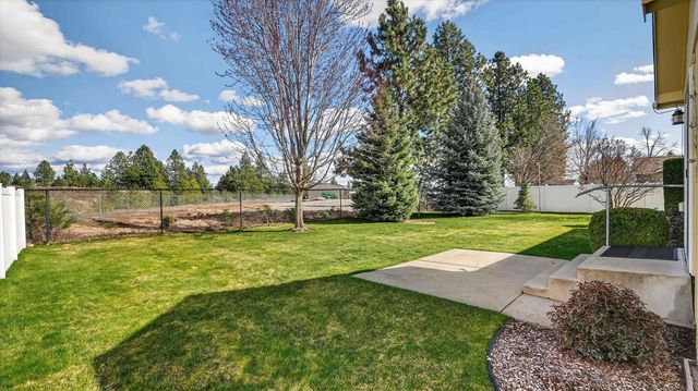 116 N Helstrom Dr, Deer Park, WA 99006