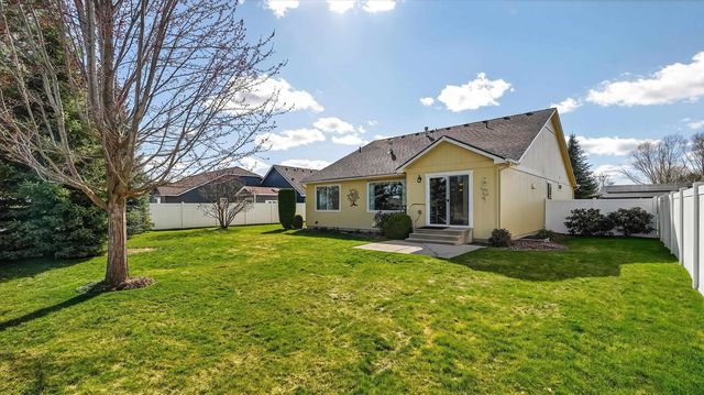 116 N Helstrom Dr, Deer Park, WA 99006