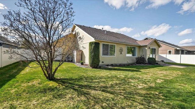 116 N Helstrom Dr, Deer Park, WA 99006