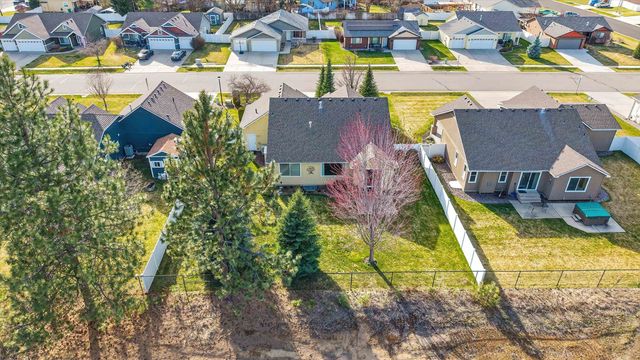 116 N Helstrom Dr, Deer Park, WA 99006