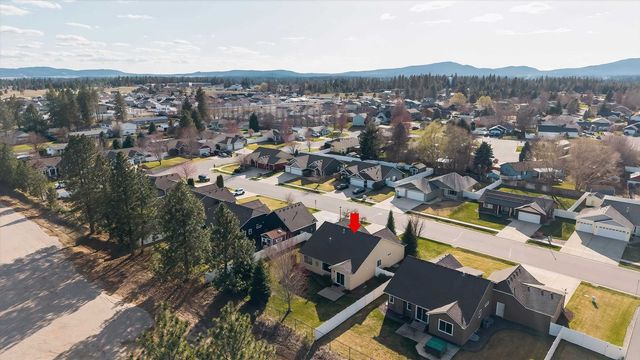 116 N Helstrom Dr, Deer Park, WA 99006