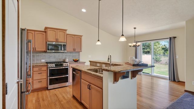 116 N Helstrom Dr, Deer Park, WA 99006