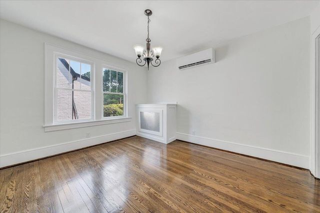2009 Holley RD, Roanoke, VA 24012