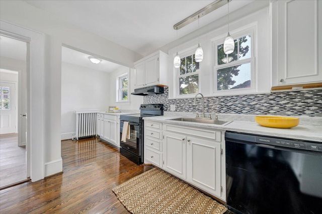 2009 Holley RD, Roanoke, VA 24012