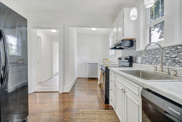 2009 Holley RD, Roanoke, VA 24012