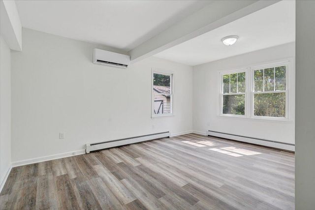 2009 Holley RD, Roanoke, VA 24012