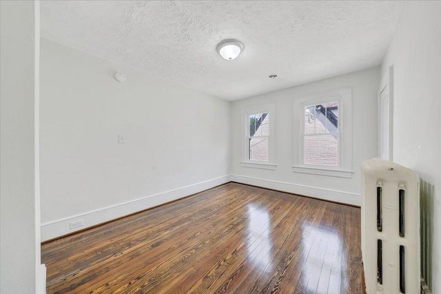 2009 Holley RD, Roanoke, VA 24012