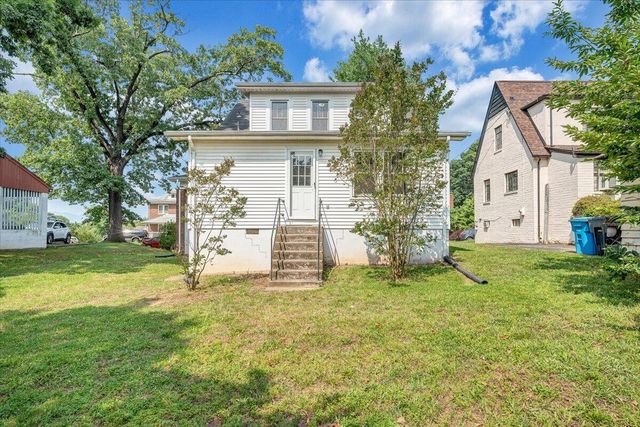 2009 Holley RD, Roanoke, VA 24012