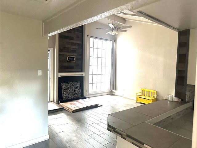 2618 Santa Barbara Drive, Grand Prairie, TX 75052