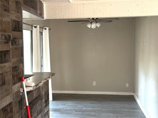 2618 Santa Barbara Drive, Grand Prairie, TX 75052