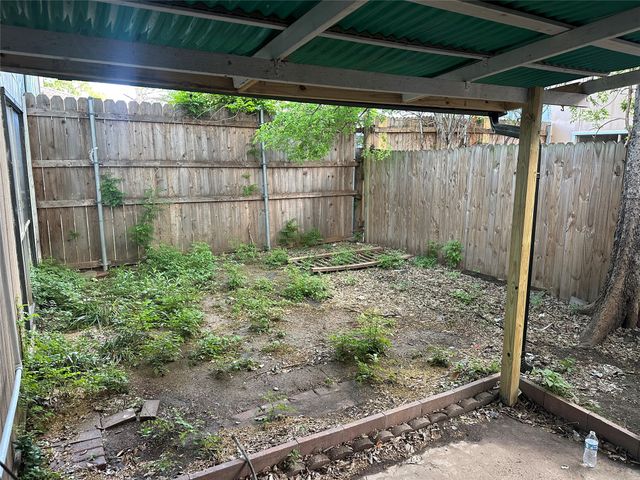 2618 Santa Barbara Drive, Grand Prairie, TX 75052