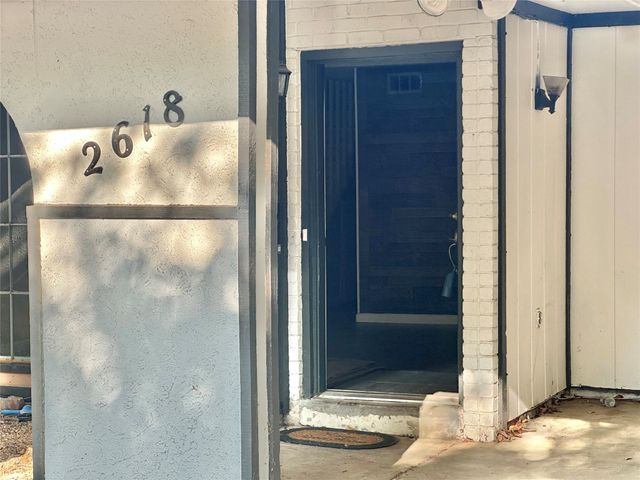 2618 Santa Barbara Drive, Grand Prairie, TX 75052