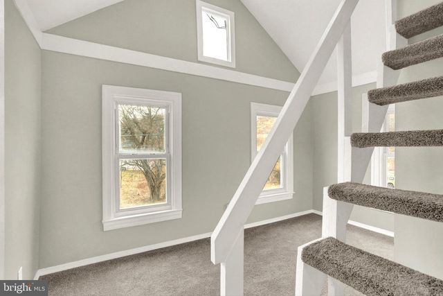 284 MARSH RUN RD, New Cumberland, PA 17070