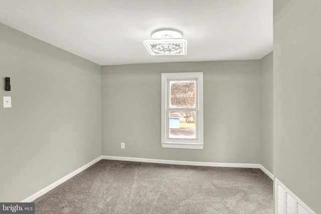 284 MARSH RUN RD, New Cumberland, PA 17070