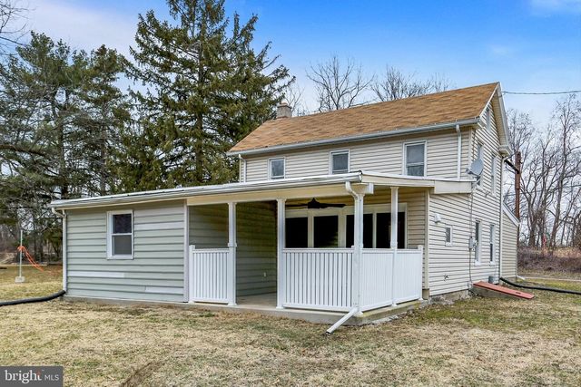 284 MARSH RUN RD, New Cumberland, PA 17070