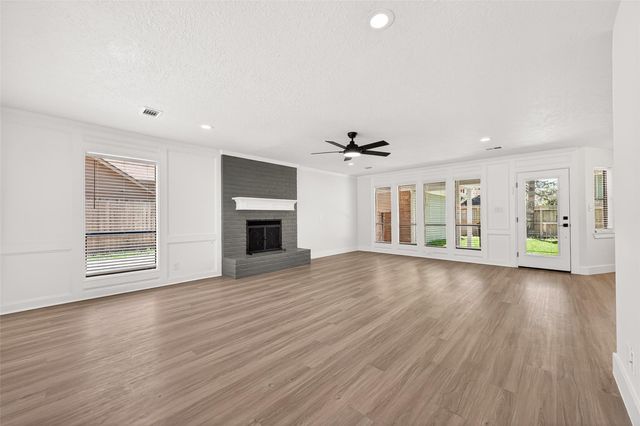 2730 Blue Glen Lane, Houston, TX 77073