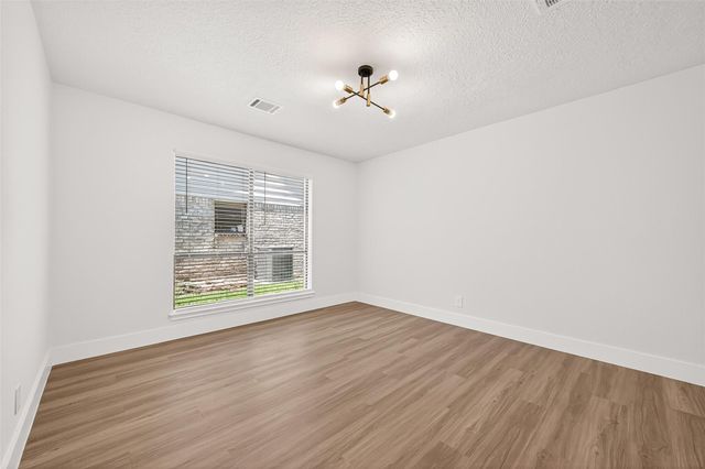 2730 Blue Glen Lane, Houston, TX 77073