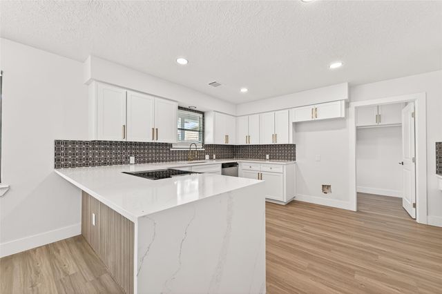 2730 Blue Glen Lane, Houston, TX 77073