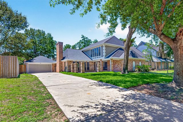 2730 Blue Glen Lane, Houston, TX 77073
