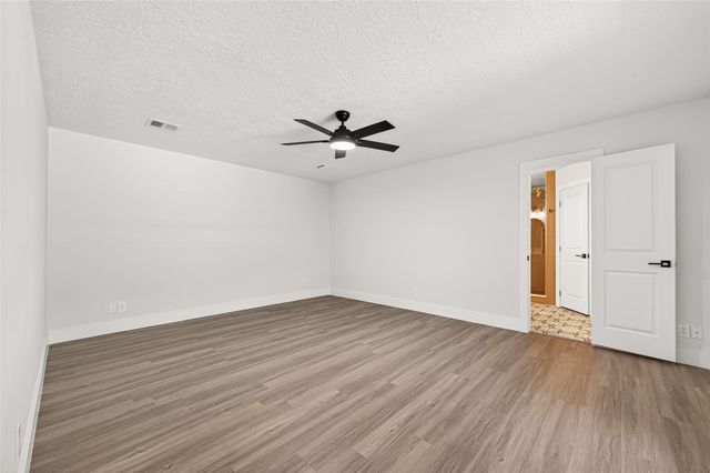 2730 Blue Glen Lane, Houston, TX 77073