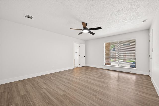 2730 Blue Glen Lane, Houston, TX 77073