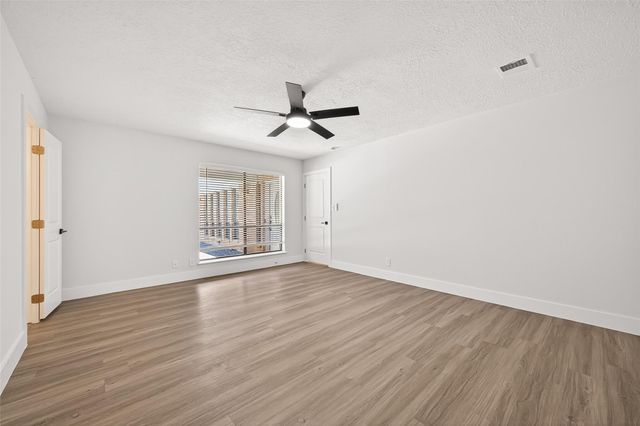 2730 Blue Glen Lane, Houston, TX 77073