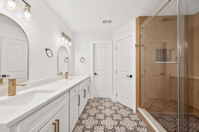 2730 Blue Glen Lane, Houston, TX 77073