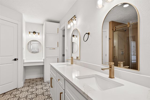2730 Blue Glen Lane, Houston, TX 77073