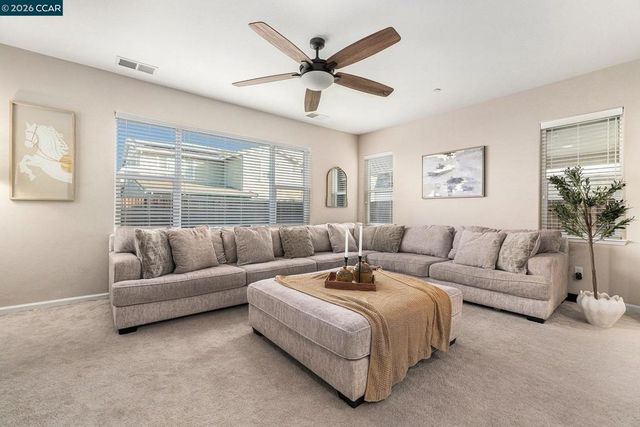 208 Littleton St, Oakley, CA 94561