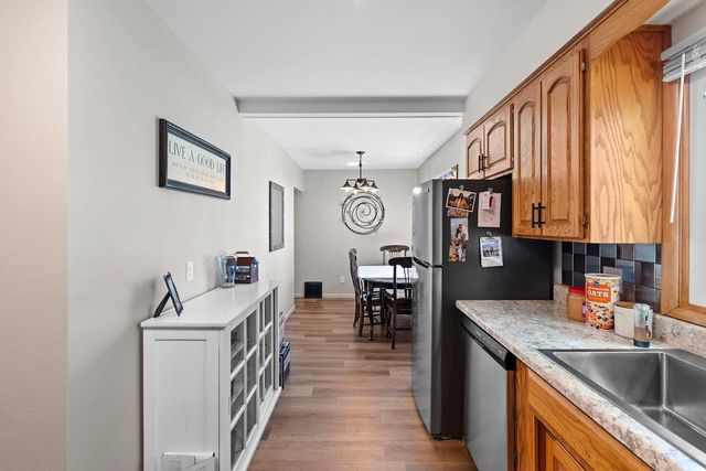 1715 DELAWARE STREET, Oshkosh, WI 54902