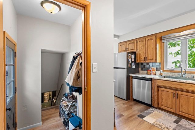 1715 DELAWARE STREET, Oshkosh, WI 54902