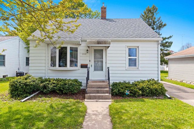 1715 DELAWARE STREET, Oshkosh, WI 54902