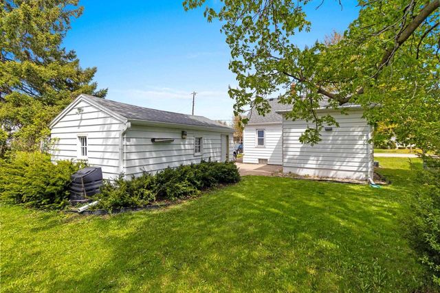 1715 DELAWARE STREET, Oshkosh, WI 54902