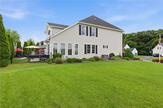 29 Dickinson Crossing, Perinton, NY 14450