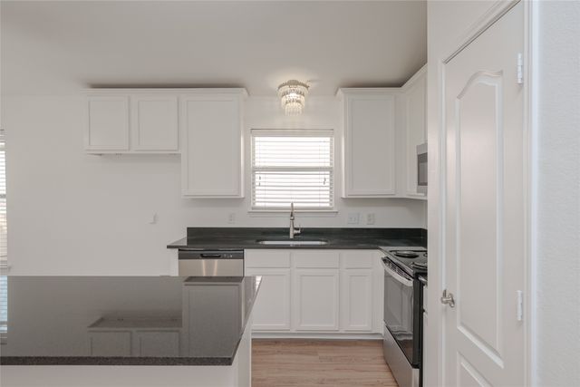 2912 Lighthouse Drive, Denton, TX 76210