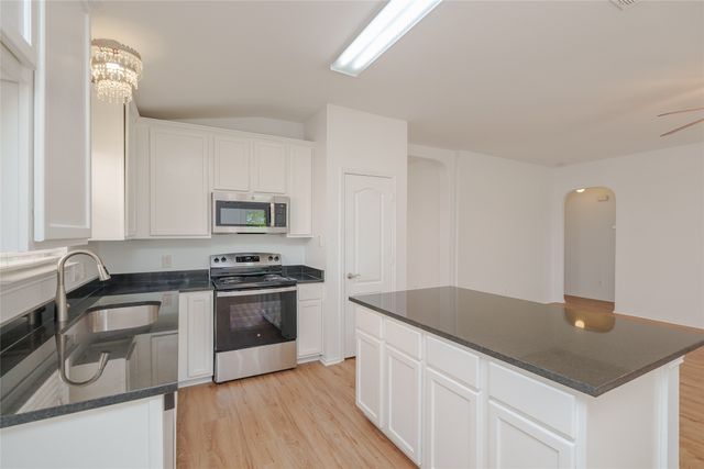 2912 Lighthouse Drive, Denton, TX 76210