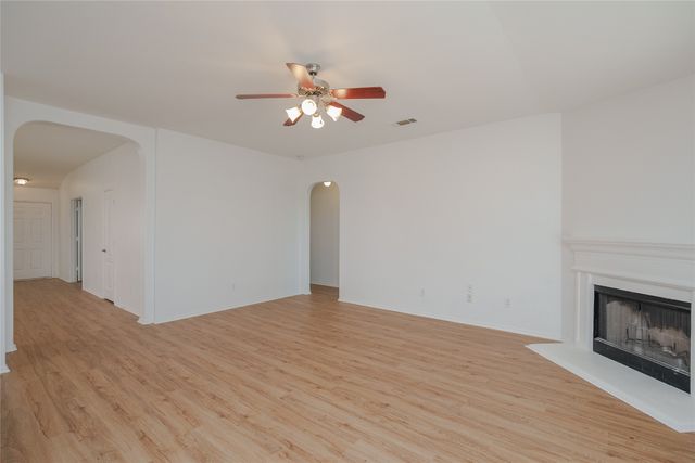 2912 Lighthouse Drive, Denton, TX 76210