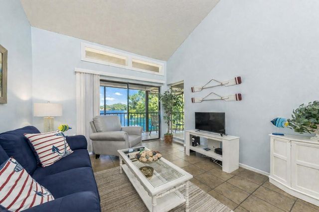 304 WOODLAKE WYNDE 304, Oldsmar, FL 34677