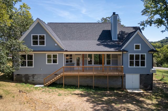 2033 Graceland Dr, Goodlettsville, TN 37072