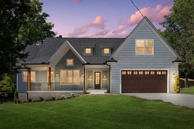 2033 Graceland Dr, Goodlettsville, TN 37072