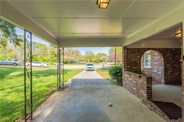 2877 Kensington Way, Rex, GA 30273